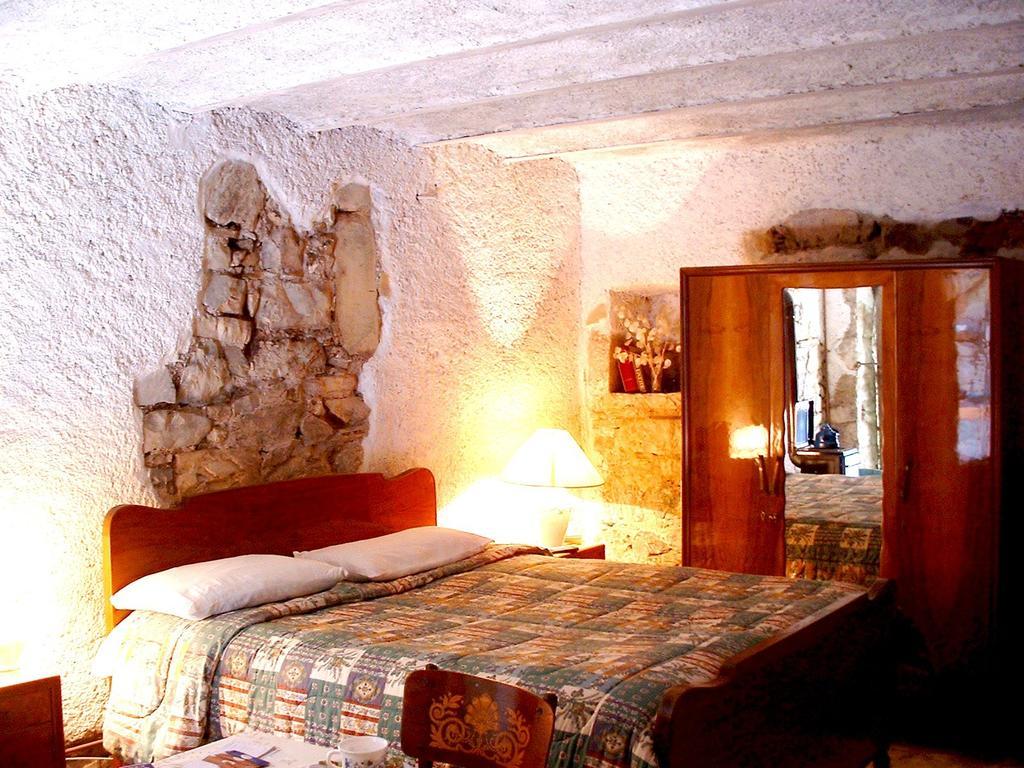 Medieval Village B&B Ne Номер фото