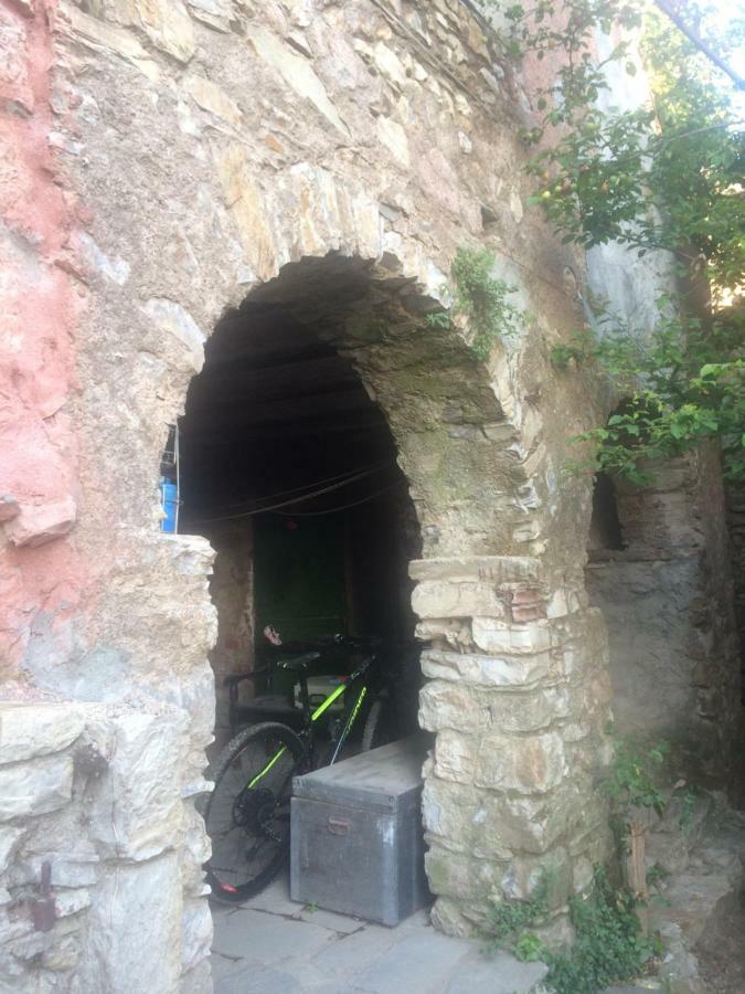 Medieval Village B&B Ne Екстер'єр фото